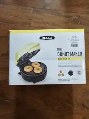 BELLA MINI 3 Donut MAKER PERSONAL SIZE Yellow- BRAND NEW IN BOX