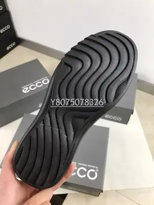 ECCO愛步2022新款休閒大氣360度旋轉面料牛皮內裡豬皮橡膠超級軟底38-44