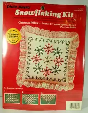 Creative Moments Snowflaking Christmas 8660 Snowflake Swirl Pillow Embroidery