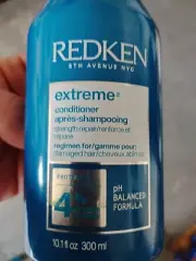 Redken Extreme Conditioner | Anti-Breakage & Protection for Damaged Hair | Stren