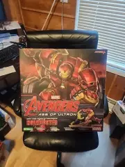 Kotobukiya Avengers: Age of Ultron: Hulkbuster Iron Man ArtFX+ Statue