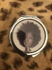 Retro Bronzina Black Barbie Silver Round Mirror Compact