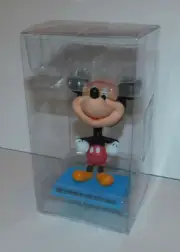 NIP DISNEY TREASURES MICKEY MOUSE BOBBLEHEAD "MILLENIUM MICKEY (2000) "