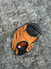 Wilson A2000 32.5” Pudge Catchers Mitt