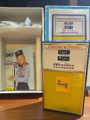 Automobila Sunoco Oil Company Gas Pump Six Transistor AM Radio New in Box.