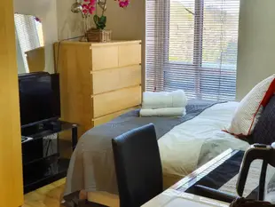 東南大倫敦的1臥室公寓 - 11平方公尺/0間專用衛浴Double Room In 4 Bedroom Apartment In Orpington