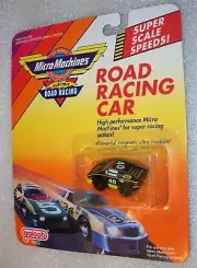 ROAD RACING CAR Micro Machines PENZ OIL #40