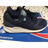 在飛比找蝦皮購物優惠-new balance 女7.5 九成新 深藍色 999