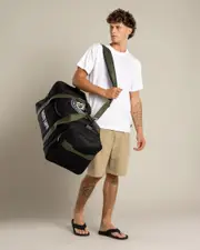 [Salty Life] Salty Life Hooked Duffle Bag in Black/Army Green One Size Black/Army Green