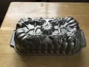 Nordic Ware Pumpkin Loaf Pan 5.5" x 11". NEW
