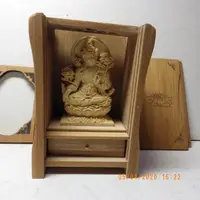 在飛比找樂天市場購物網優惠-精品黃楊木白度母(救世觀音度母)木雕佛像佛龕(盒子10.8釐