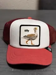 YOUTH SIZE Goorin Bros Silly Goose Red/White Trucker Hat - New With Tag