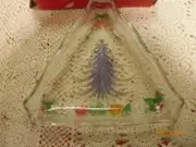 MIKASA HOLIDAY GIFTS SERVEING PLATTER TRIANGULAR GLASS COLORED TREE
