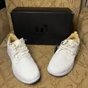 MEN'S TRAVIS MATHEW THE DAILY PRO HYBRID SHOES, COLOR: WHITE/GUM, SIZE 10 NIB