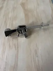 M16 Gun Badge (Silver)