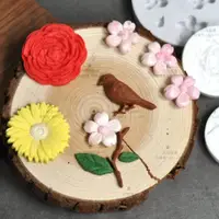 在飛比找ETMall東森購物網優惠-硅膠模具玫瑰干鳥佩斯翻糖蛋糕