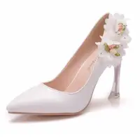 在飛比找ETMall東森購物網優惠-【Sp house】純白婚禮伴娘花朵蕾絲尖頭細高跟鞋(白色)