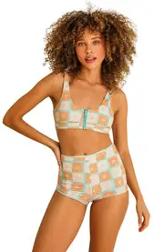 Dippin Daisys Wave Front Zipper Closure Bikini Top in Daisy Dukes at Nordstrom, Size Small