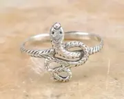 CUTE .925 STERLING SILVER DETAILED SNAKE RING size 10 style# r3232