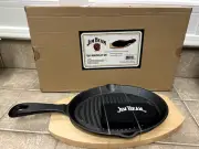 Jim Beam Pre-Seasoned Cast Iron Skillet Set Includes Handle Mitt Wood Trivet New
