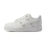 NIKE AIR FORCE 1 MINI GOLD 女 白 小金勾 四勾 小白鞋 AF1 休閒鞋 FV3654-111