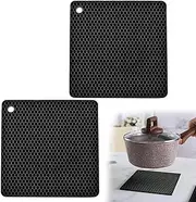 Trivet Silicone - Set of 2 - Heat Resistant up to 230°C, Non Slip, Easy to Clean, Made of Food Grade Silicone, Multi Use for Hot Pots, BBQs, and Everyday Meals (Black)