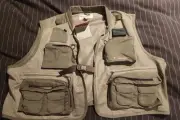 Redington First Run Fishing Vest Men XXL/XXL Pockets fly patch