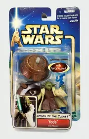 Star Wars Yoda Jedi Master Attack of the Clones Action Figure NEW w/shelf wear