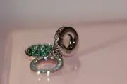 NIB 2021 PANDORA Sparkling Green Disc Double dangle charm 799286c02 BagTag $65