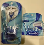 Gillette Venus Divine Razor Shaver with Total 6 Refill Cartridges NOS VTG