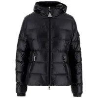 在飛比找momo購物網優惠-【MONCLER】女款 GLES 輕量連帽羽絨外套-黑色(0