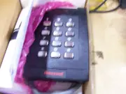 Honeywell proximity card reader with keypad- OM56BHOND