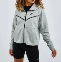 在飛比找Yahoo!奇摩拍賣優惠-全新正品Nike NSW HOODIE 女子灰色連帽運動外套