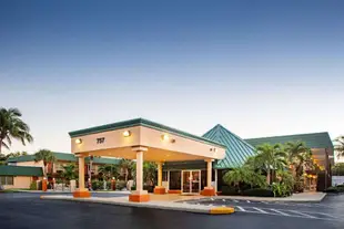 北棕櫚灘速8飯店