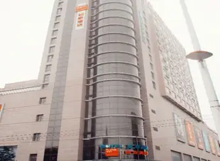 莫泰168(萊西煙台路市政府店)Motel 168 (Laixi Yantai Road Municipal Government)