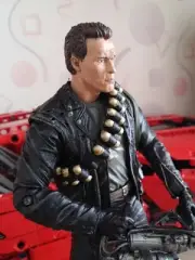 Arnold Schwarzenegger The Terminator T800 Action Figure Model Toy 18cm Doll NECA