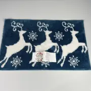 Riviera Home Bath Mat Christmas Holiday Blue White Raindeer Scene 20x32"
