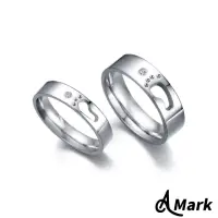 在飛比找momo購物網優惠-【A MARK】愛的足跡鑲鑽造型鈦鋼戒指(鈦鋼戒指 水鑽戒指