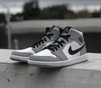 在飛比找Yahoo!奇摩拍賣優惠-Air Jordan 1 Mid Light Smoke G