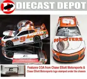 AUTOGRAPHED CHASE ELLIOTT 2019 HOOTERS 1/24ELITE