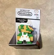 Super Mario Bros 8 Bit Luigi World of Nintendo 2.5" Figure NEW in Retail Pkg
