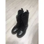 馬汀靴（14孔）誠可議（DR.MARTENS)