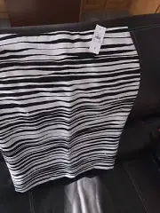 New Ann Taylor zebra print, pencil skirt 8