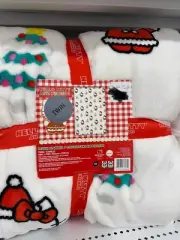 hello kitty christmas blanket Twin