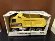 NYLINT CADET STUMP DUMP TRUCK No. 970 Gravel Or Sand IN ORIGINAL BOX nos
