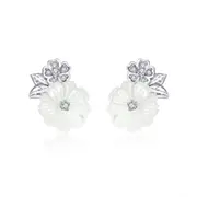 Silver plating Shell Flower White Stud Earrings for Women Fashion Jewelry