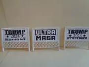 DECORATE YOUR TRAIN LAYOUT WITH THIS SET OF 3 COOL TRUMP BILLBOARDS