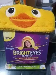 SNUGGIE BRIGHT EYES DUCK SNUGGIE GLOW IN DARK EYES WRAP HOOD BLANKET Velveteen