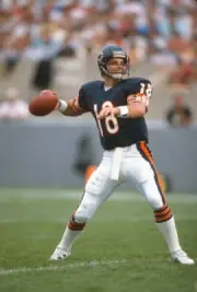 Mike Tomczak Chicago Bears drops back to pass in an NFL - Football 1988 Photo