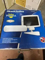 Heath Zenith HZ-8488-WH White Solar LED Motion Security Light